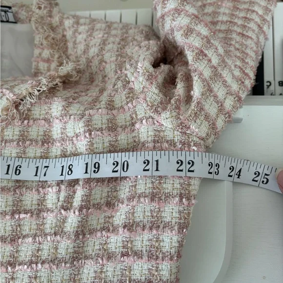 Pink & Cream Tweed Frayed-Trim Blazer Jacket - Picture 11 of 13